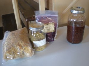 Dry herb oil of alkanet, elder and calendula.